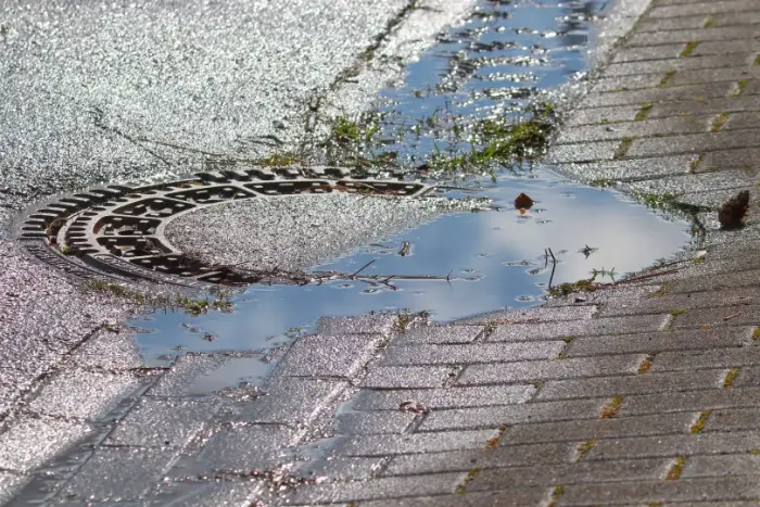 Round drain - Drainage Engineers Help Manage Flood Risks